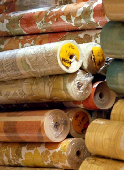 Photograph of Wallpaper Sale Now on at W & D Ross Paint Spectrum
