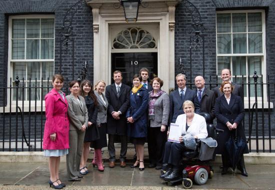 Photograph of Party leaders unite to call for electoral reform