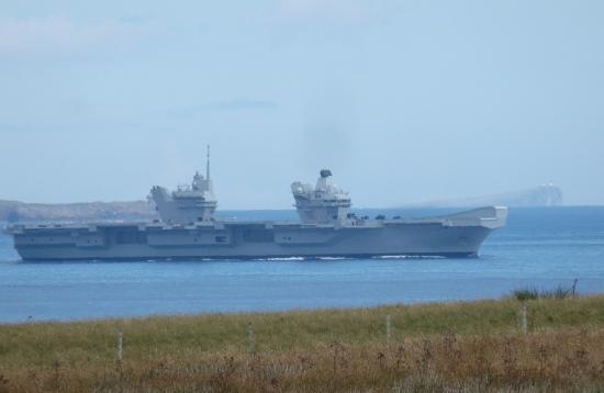Photograph of HMS Queen Elizabeth in Pentland Firth