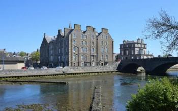 Photograph of Riverside House