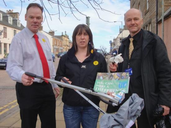 Photograph of Jim'll Fix It For Litter Picks