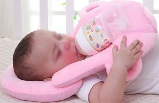 Photograph of Urgent Safety Alert Issued For Baby Self-feeding Pillows