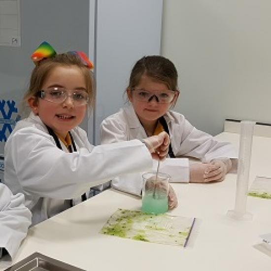 Photograph of Scotwind Developers Commit £900k To Expand Uhi Schools Stem Engagement Programme | Tha Luchd-leasachaidh Scotwind A' Gealltainn £900k Gus Prògram Conaltraidh Stem Sgoiltean Uhi A Leudachadh