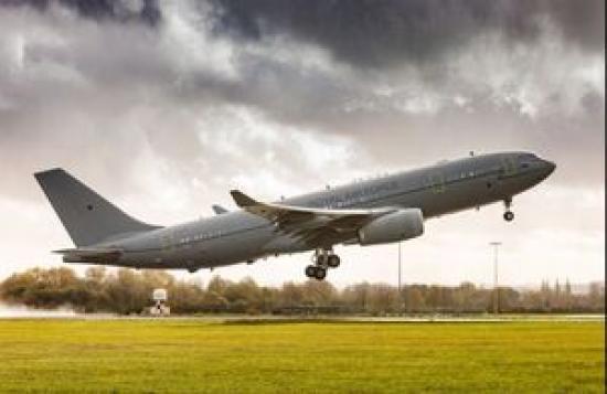 Photograph of RAF Voyager Refuels Mid-air With Sustainable Aviation Fuel