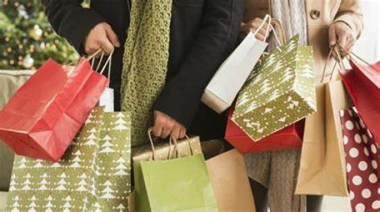 Photograph of Christmas Shopping Starts Earlier Every Year - Here's Why, And How To Shop Smart