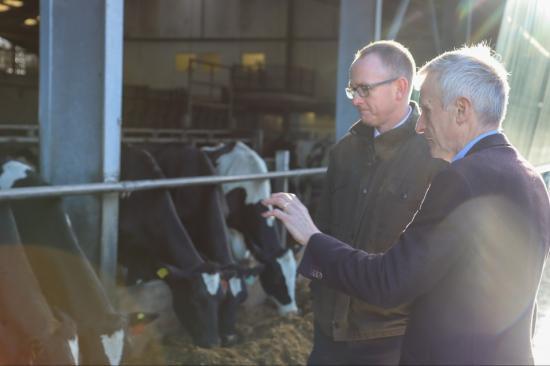 Photograph of John Lamont Puts Focus On Farming Innovation On Se Scotland Visit