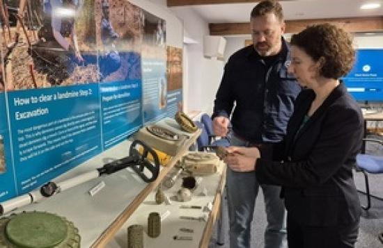 Photograph of UK government boosts support for Scottish de-mining charity's work in Ukraine and Afghanistan