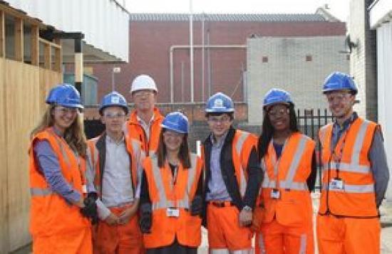 Photograph of 10,000 more apprentices as Government slashes red tape to boost growth  