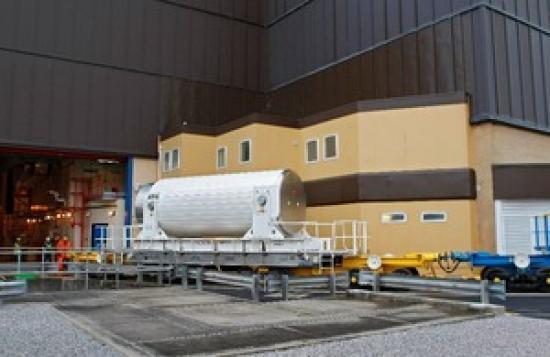 Photograph of Second shipment of high level waste from the UK to Germany