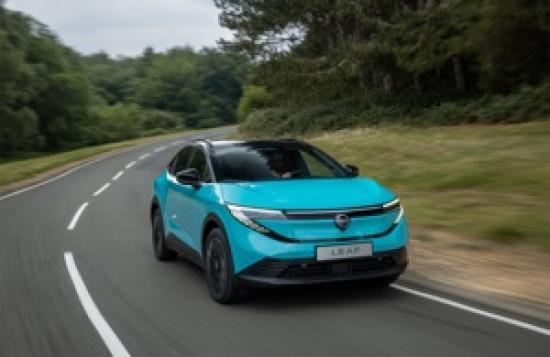 Photograph of New Sunderland-made Nissan LEAF qualifies for £3,750 discount under government's EV grant in a boost for North East manufacturing