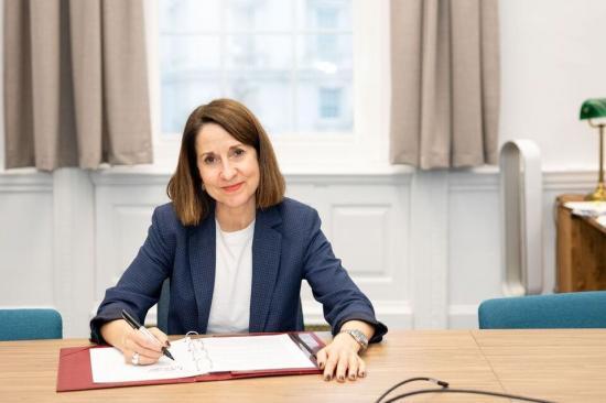 Photograph of AI to accelerate national renewal and growth as Google DeepMind backs UK tech and science sectors