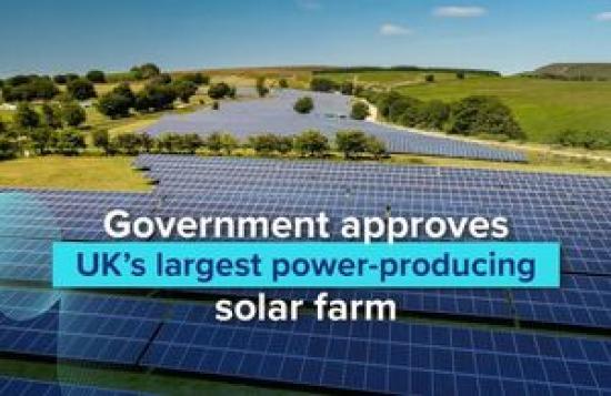 Photograph of Government approves UK's largest power-producing solar farm