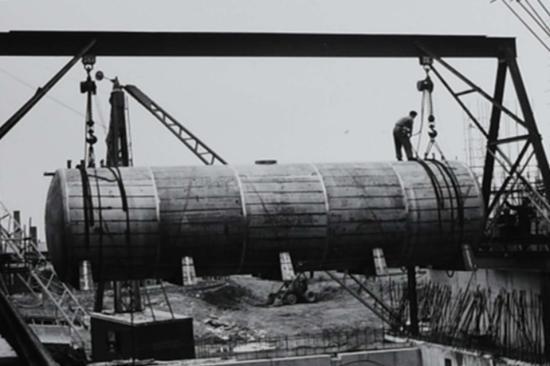 Photograph of Sellafield teams empty some of the oldest storage tanks