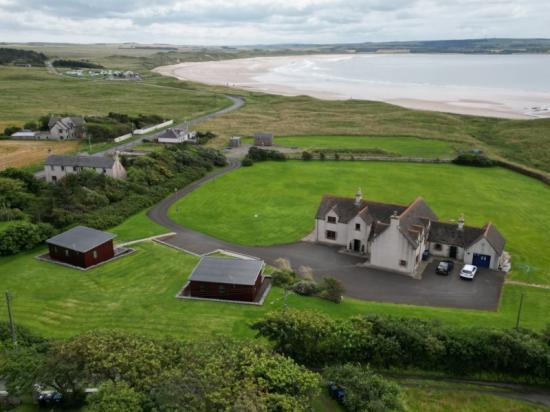Photograph of Dunnet Bay Escapes B & B